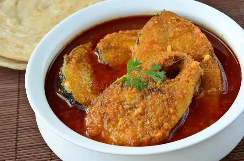 Macher Jhol – Traditional Bengali Fish Curry Recipe